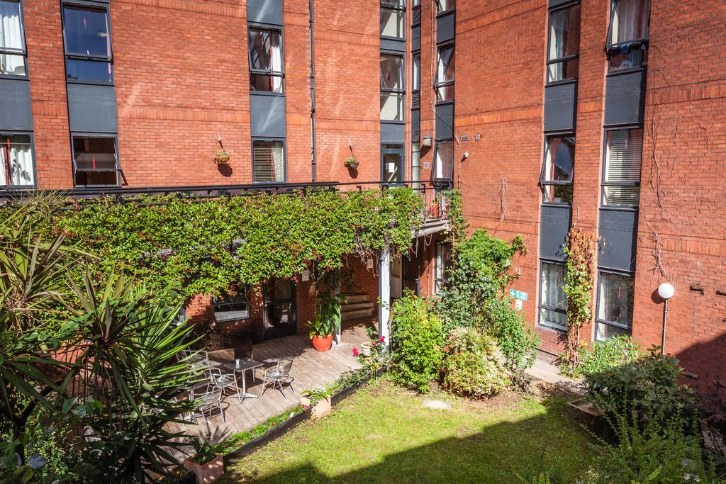 Lse Rosebery Hall London Exterior photo